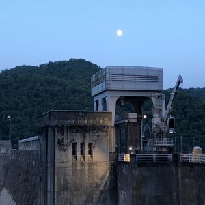 Meet your Posher, Leslie